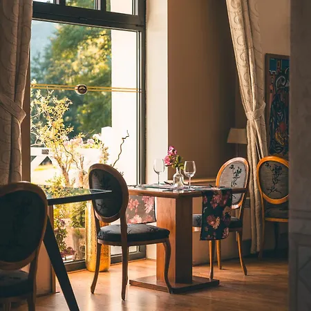 Romantic Mlyn Hotell 4*