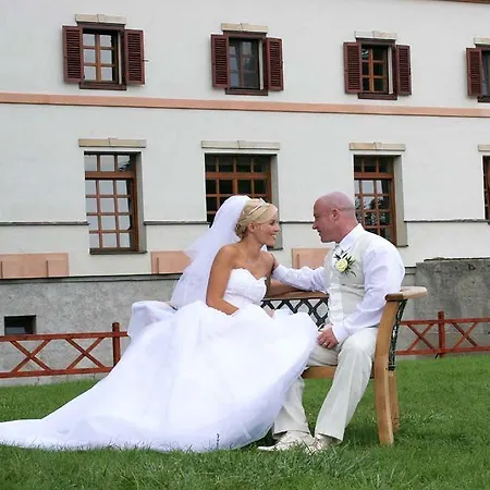 Romantic Mlyn Hotel