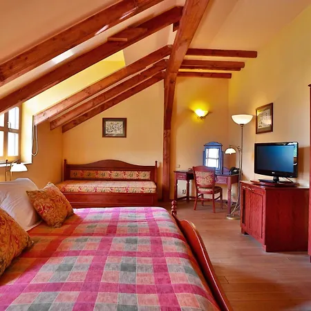 Romantic Mlyn Hotel