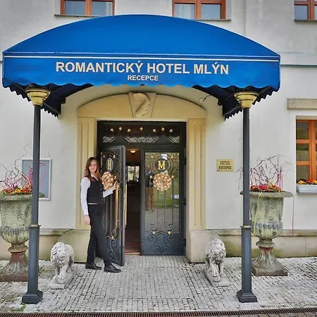 Hotell Romantic Mlyn 4*