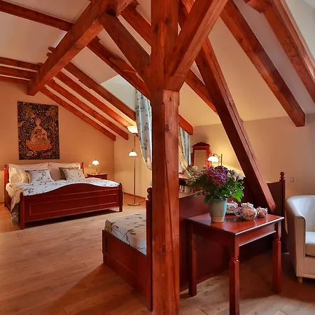 Romantic Mlýn 4* Karlštejn
