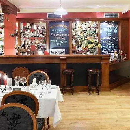 米林卡尔施泰因浪漫酒店