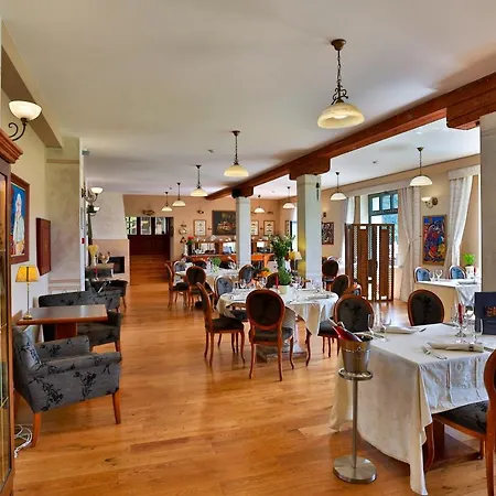 Romantic Mlyn Hotel Karlštejn