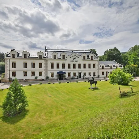 Romantic Mlyn Hotell