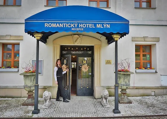 فندق Romantic Mlyn 4*