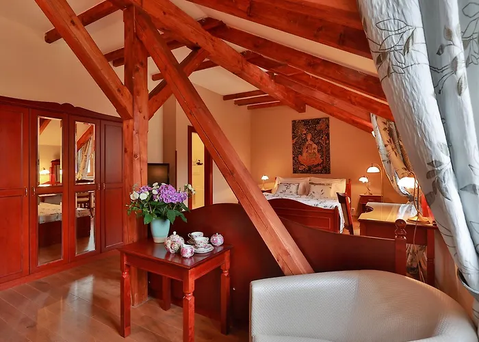 فندق Romantic Mlyn 4*