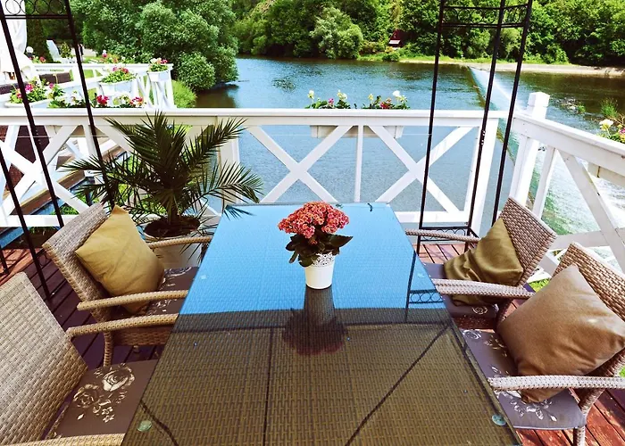 Romantic Mlyn فندق 4*